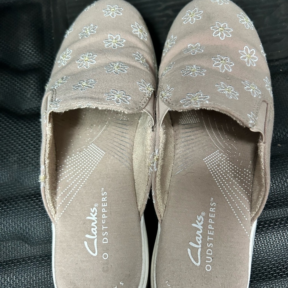 Clarks Tan Flats with Embossed Design
